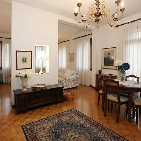 La Casa Di Lidia * ויצ'נצה